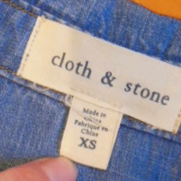 CLOTH & STONE XS Blue Shoelace Chambray Tunic Top Stone Wash Hi Lo - Picture 4 of 6